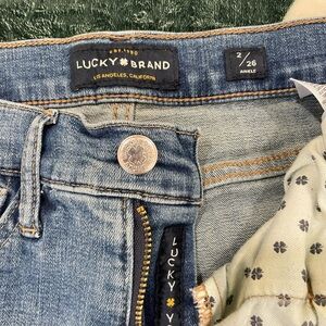 Lucky brand frayed ankle skinny jeans